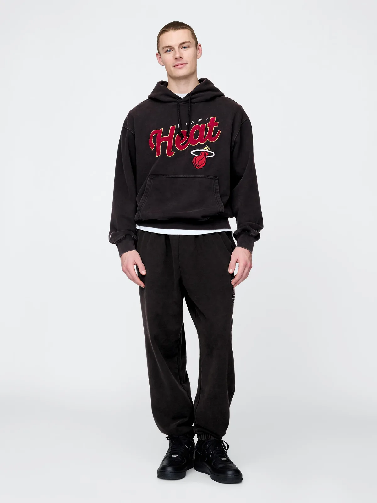 NBA Miami Heat Logo Heavyweight Joggers by Gap