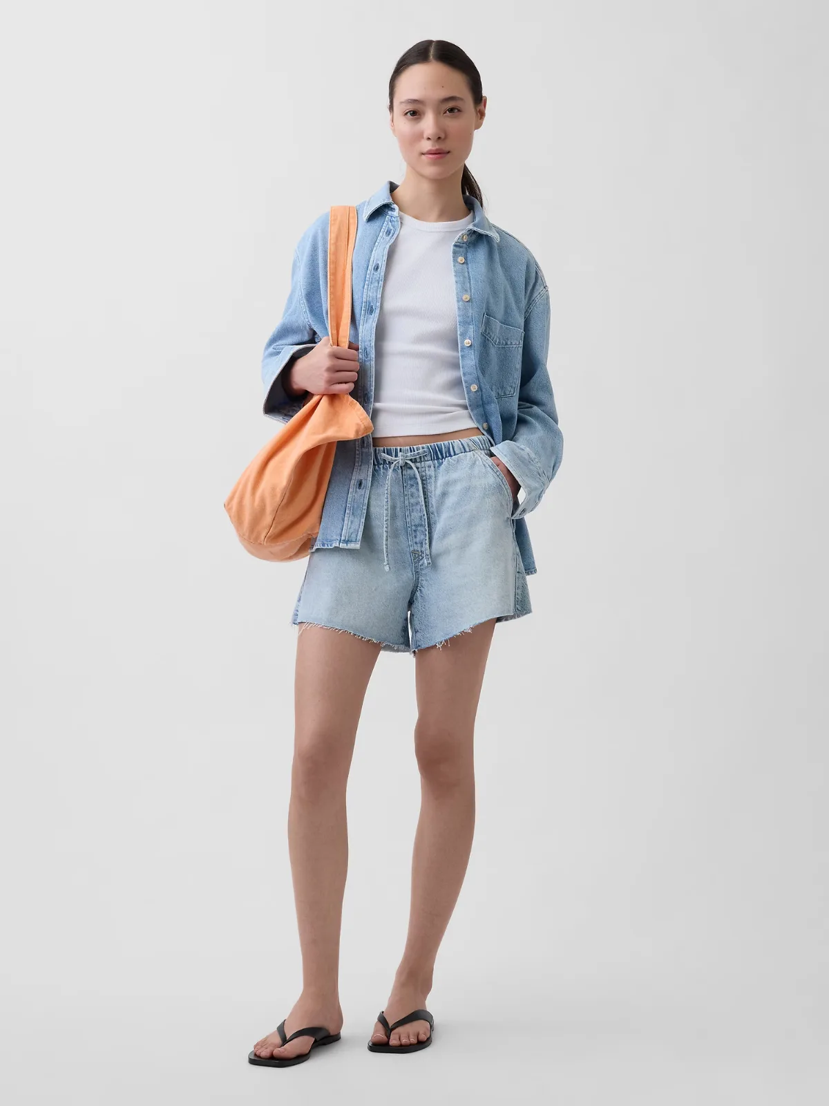 3.5 UltraSoft Low Slung Easy Denim Shorts by Gap