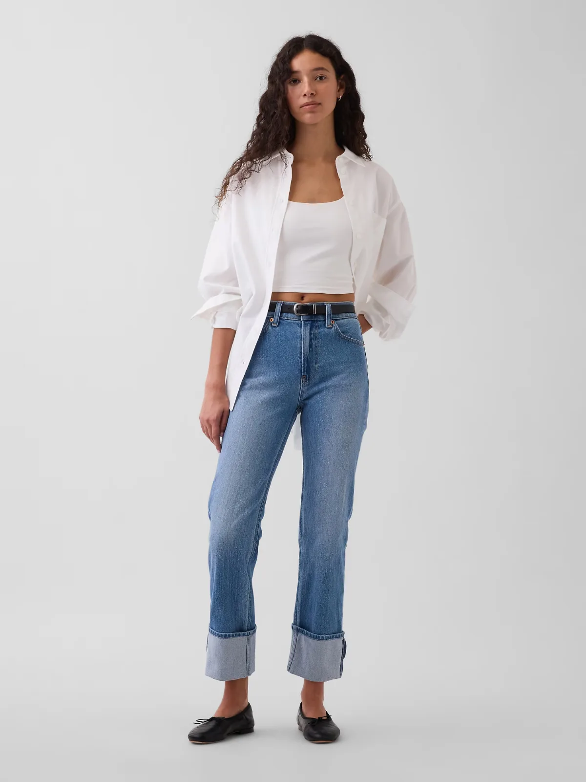High Rise Cuffed 90s Slim Straight Jeans by Gap