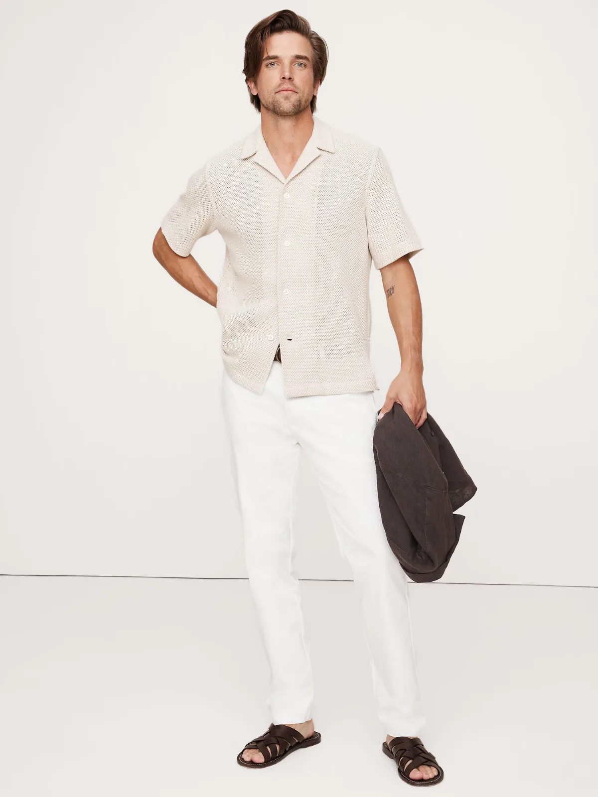 Slim Italian-Stretch Chino Pant