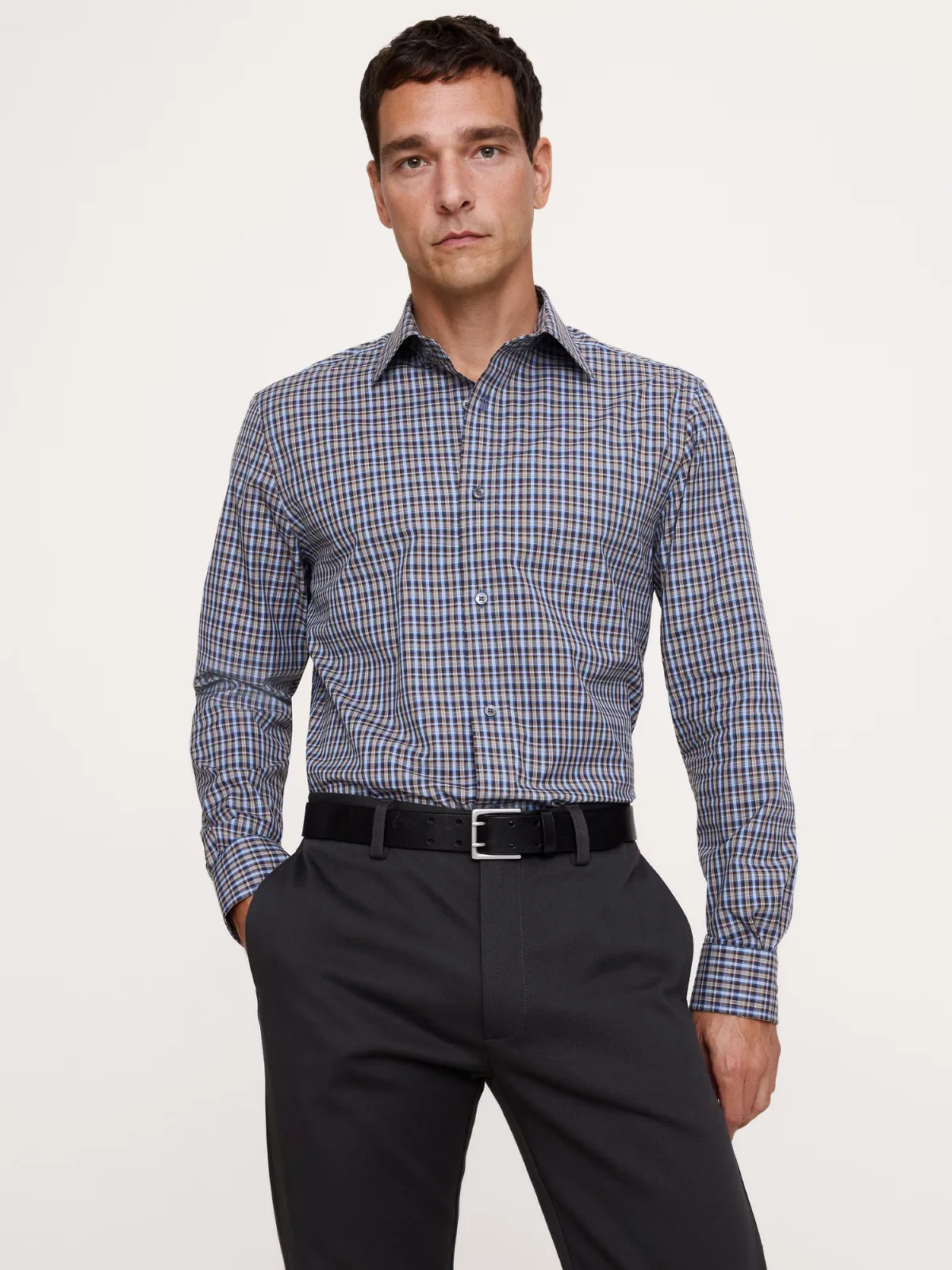 Standard-Fit Wrinkle-Resistant Dress Shirt