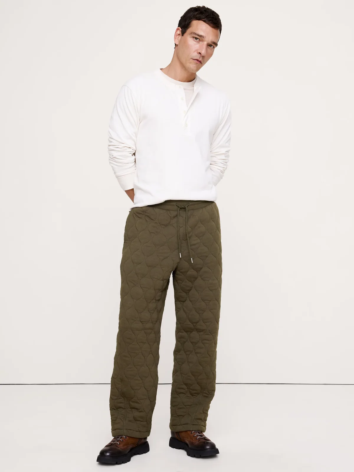 Cotton Quilted Jacquard Pull-On Pant by Banana Republic