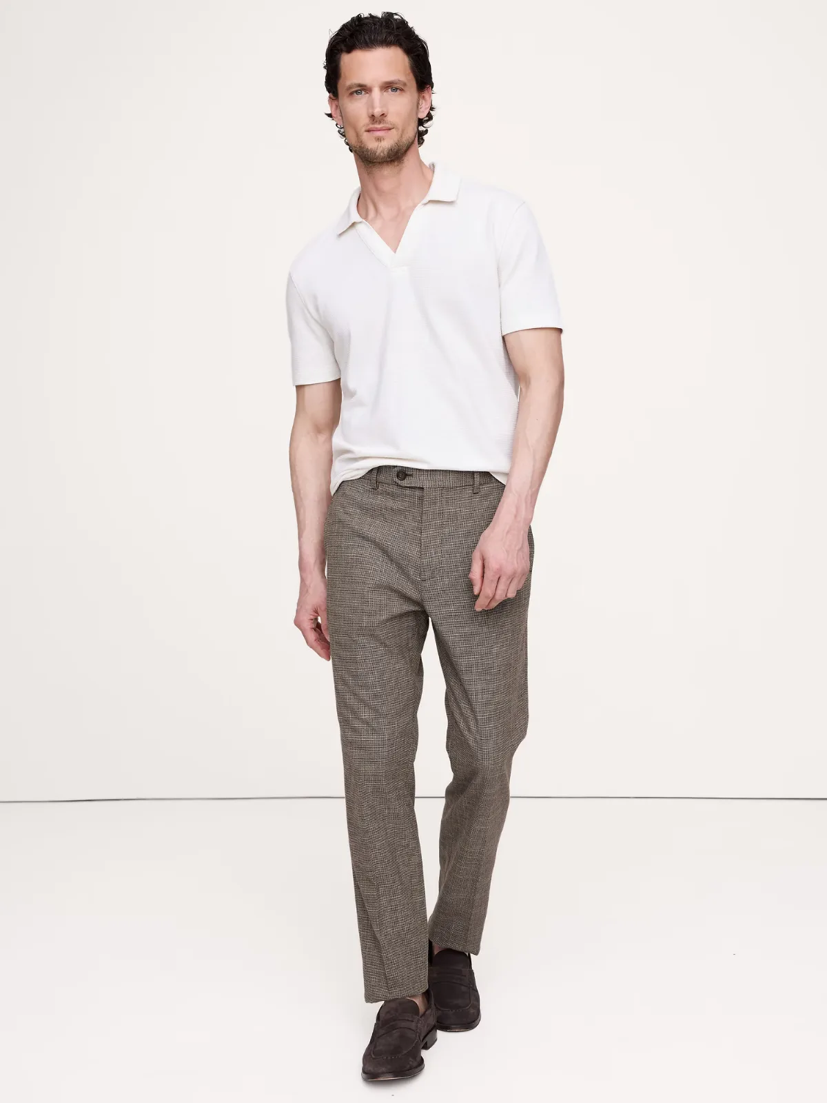 Slim Wrinkle-Resistant Dress Pant