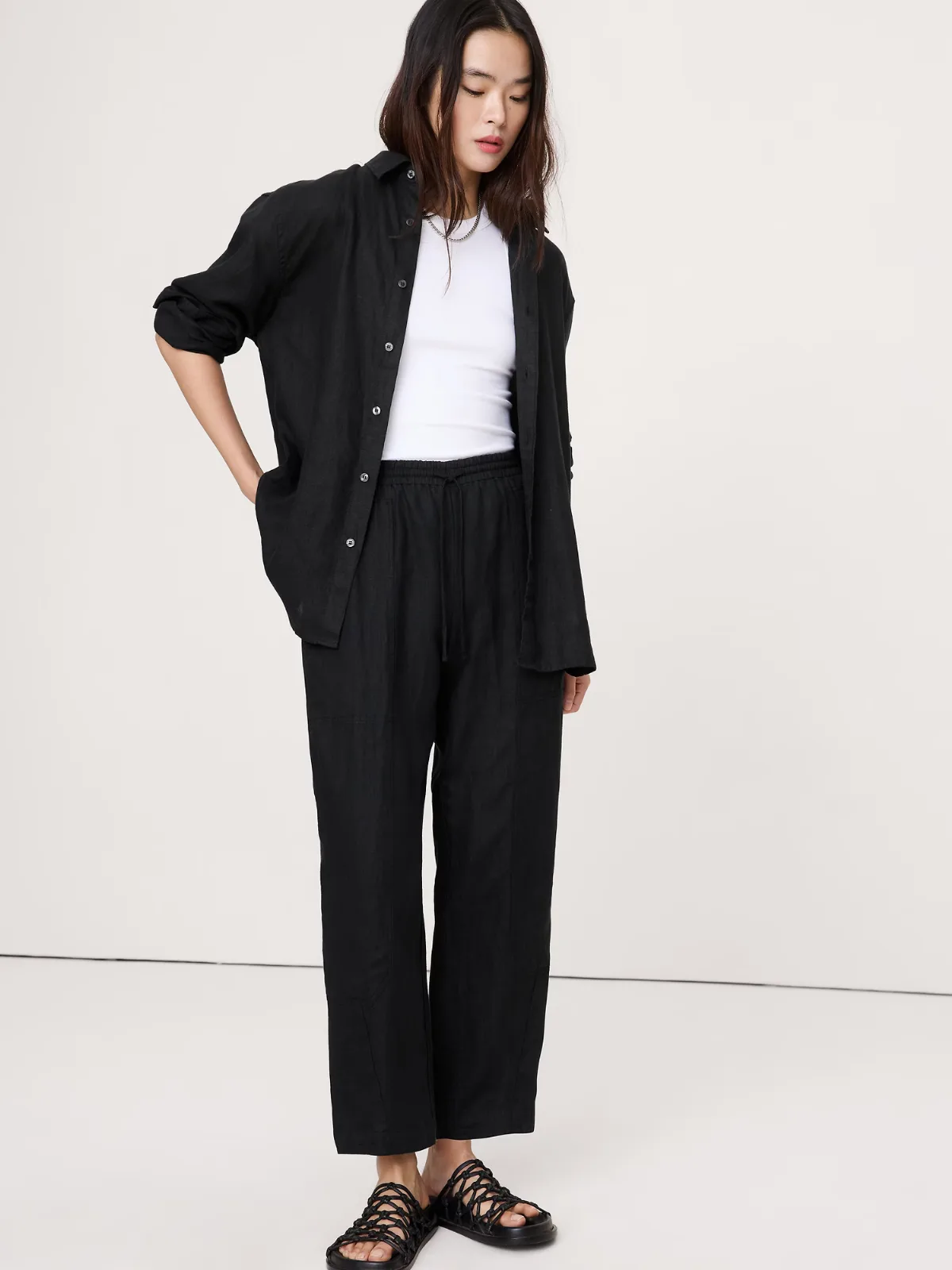 Barrel-Leg Linen Pull-On Pant by Banana Republic