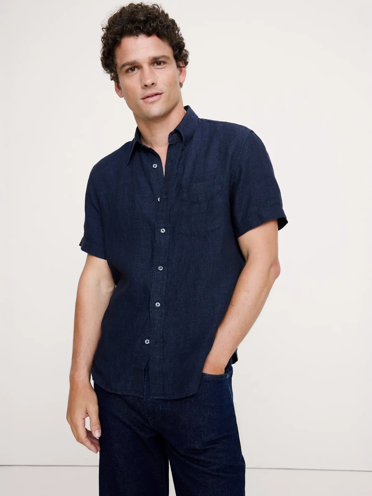 Standard-Fit Linen Short-Sleeve Shirt