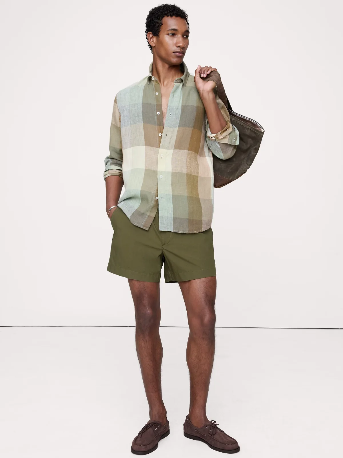 The Weekender 5 Pull-On Short in Cotton by Banana Republic