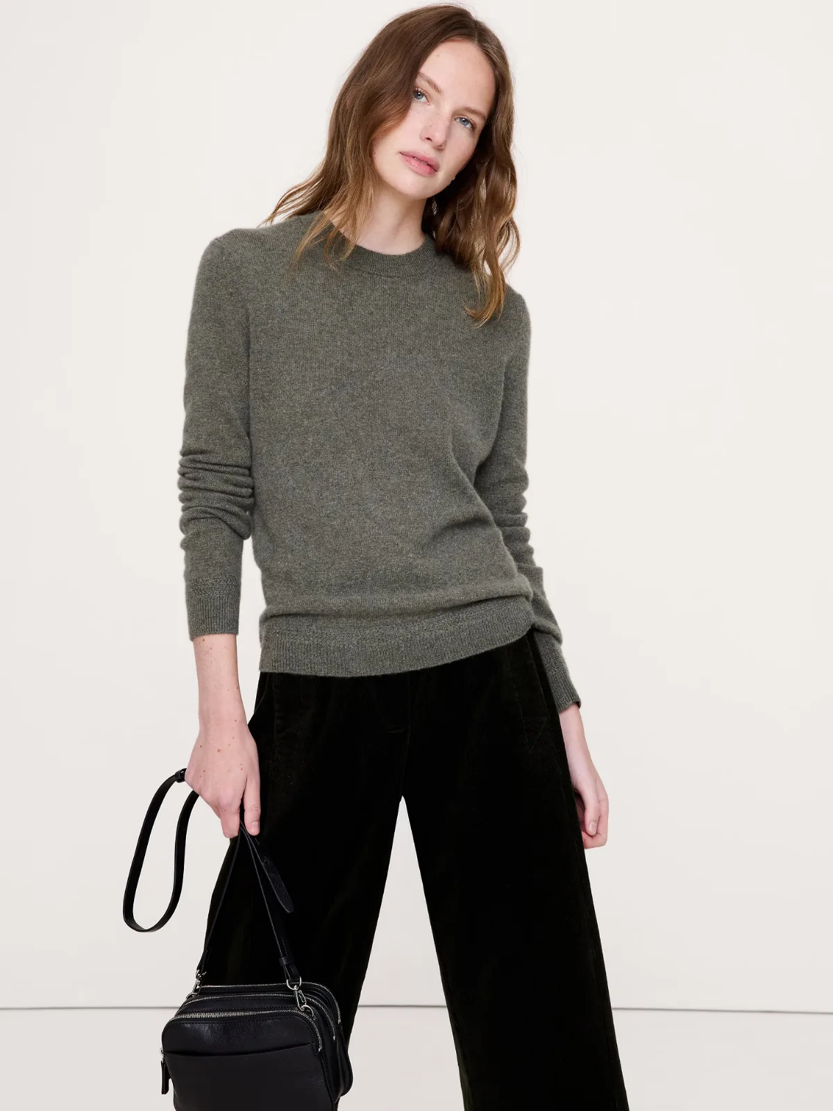 Lightweight Cashmere Crew-Neck Sweater by Banana Republic