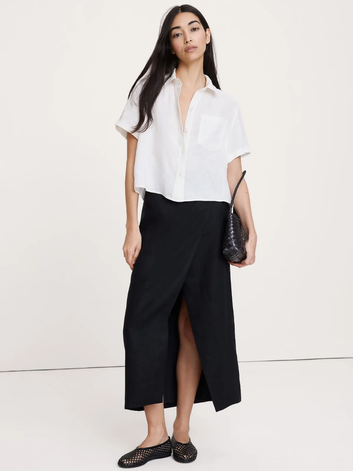 The Boxy Crop Shirt in Linen by Banana Republic