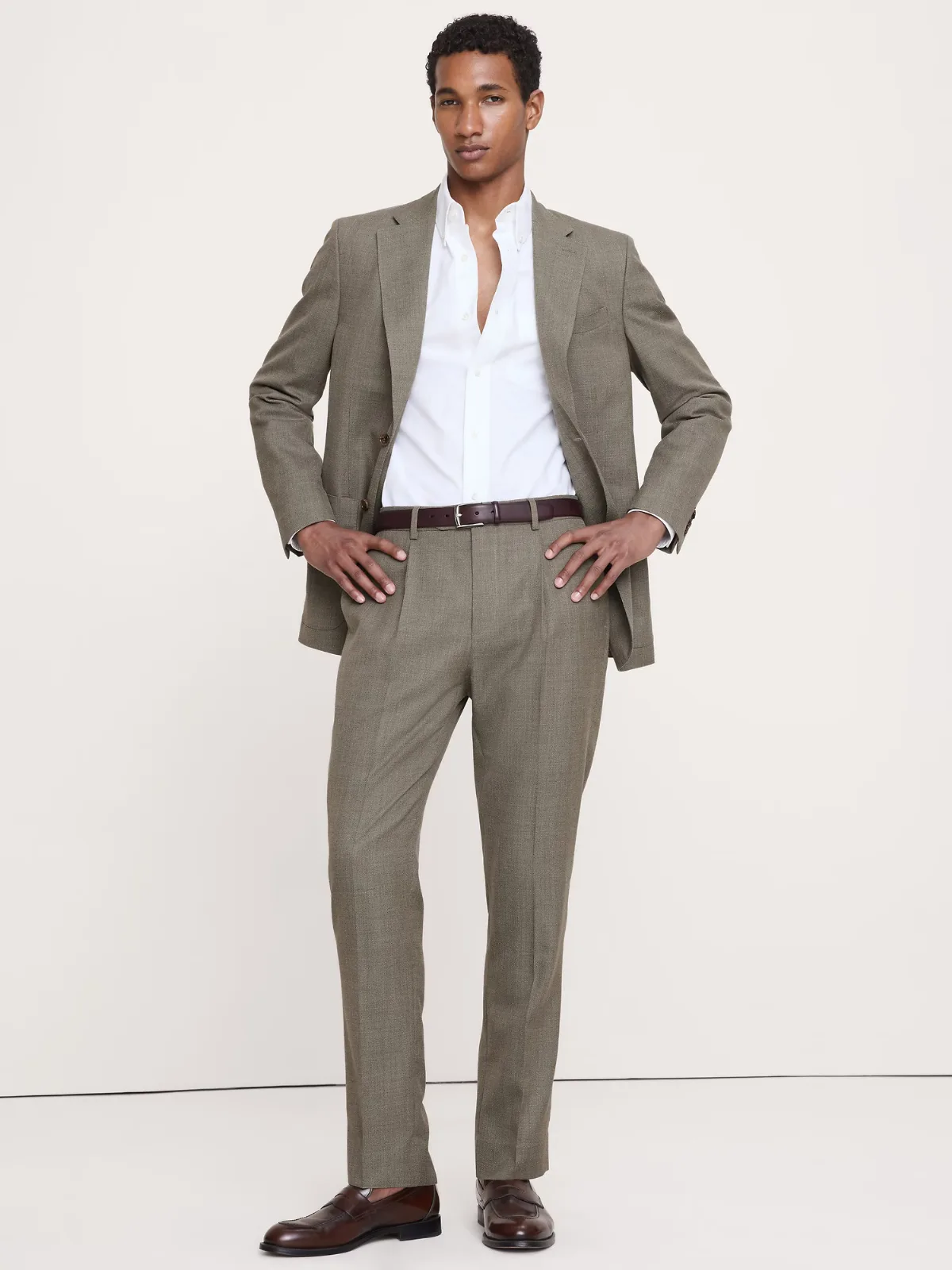 Tailored Slim-Fit Italian Wool Ventile Suit Pant