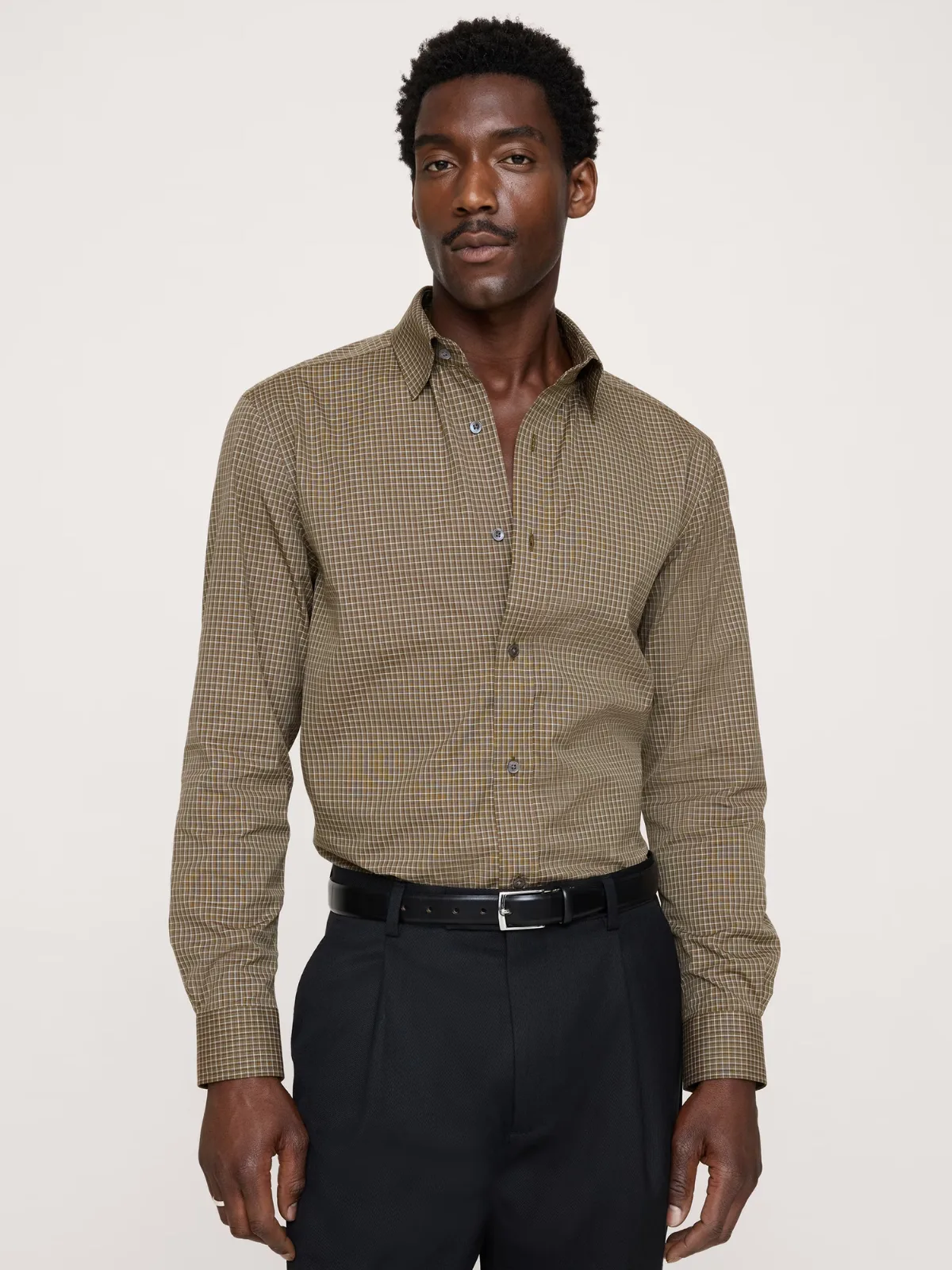 Standard-Fit Wrinkle-Resistant Dress Shirt by Banana Republic