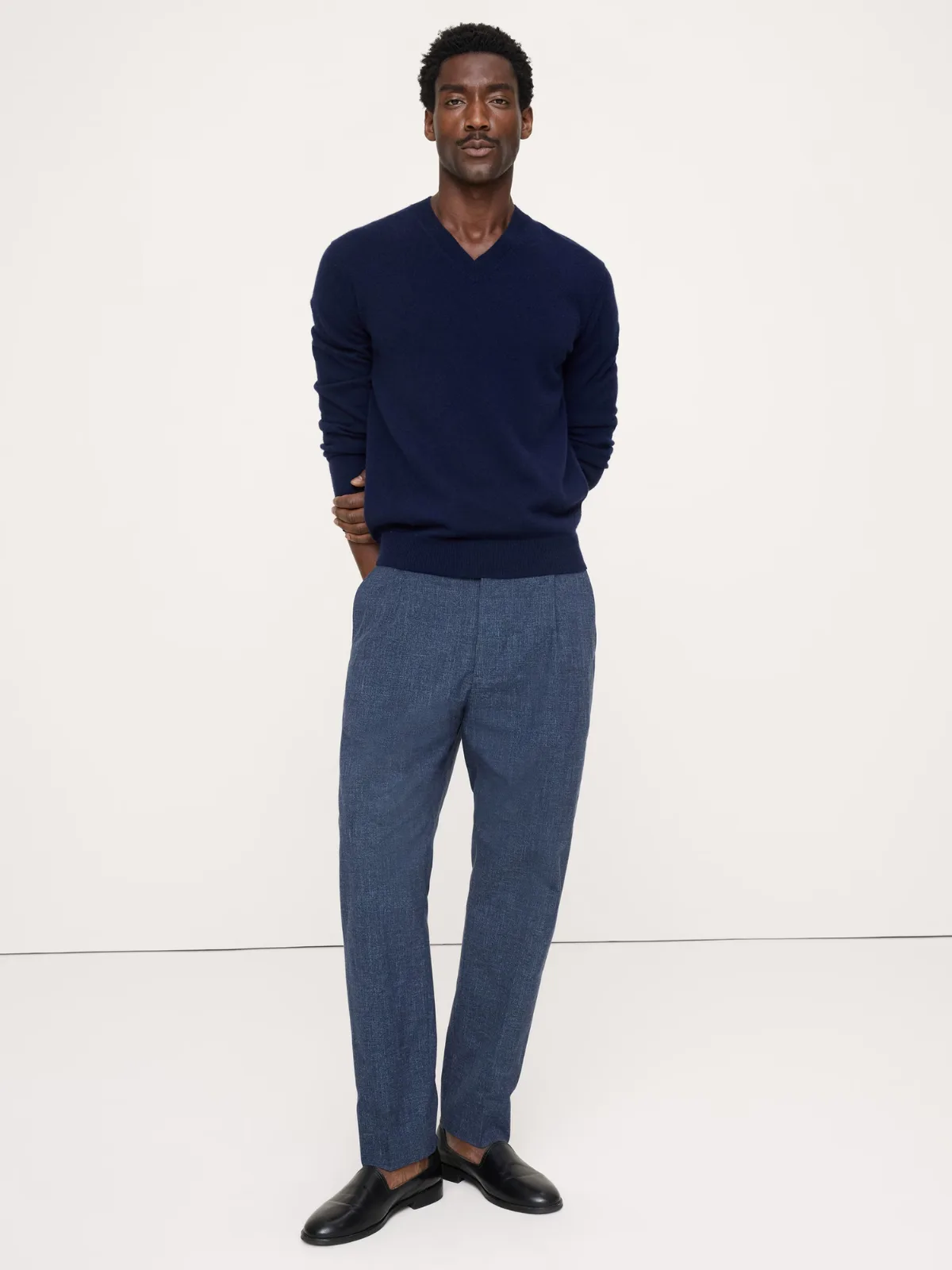 Classic Tapered Wrinkle-Resistant Dress Pant
