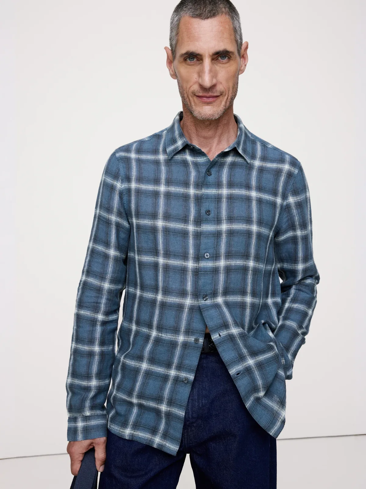 Standard-Fit Plaid Linen-Cotton Shirt by Banana Republic