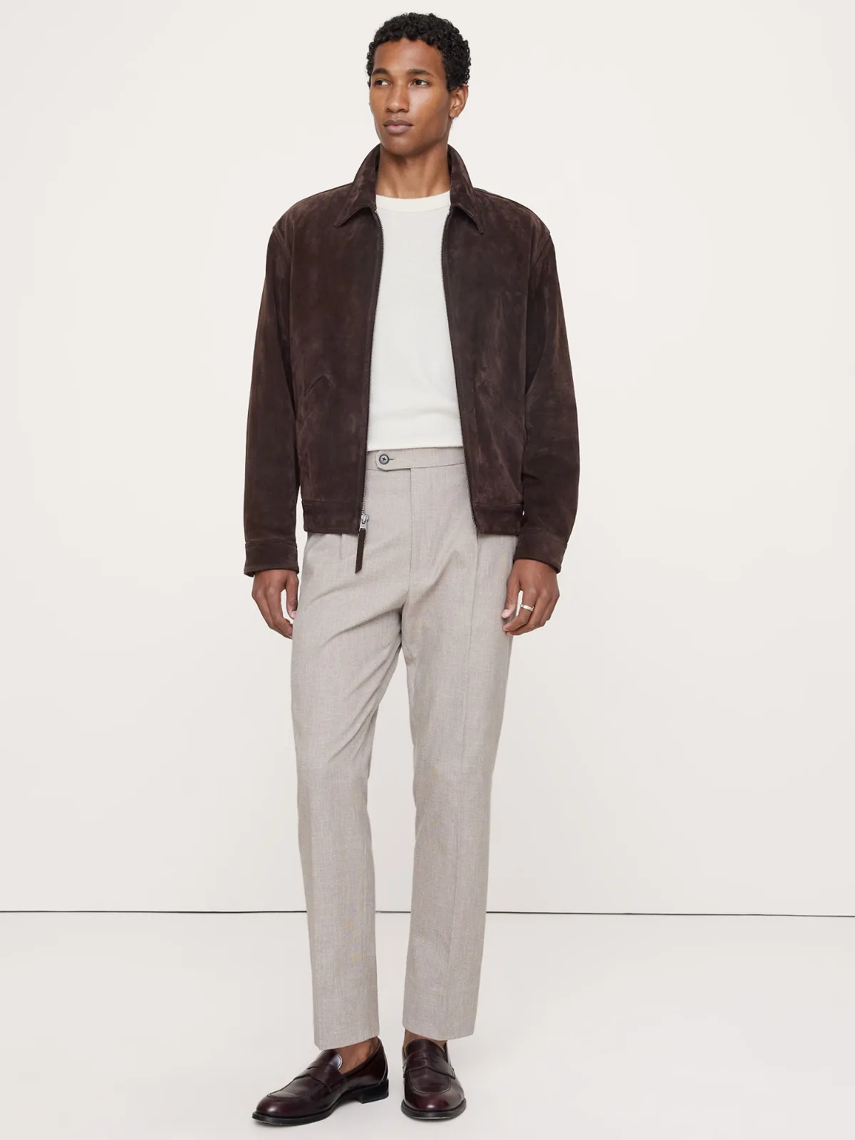 Classic Tapered Wrinkle-Resistant Dress Pant