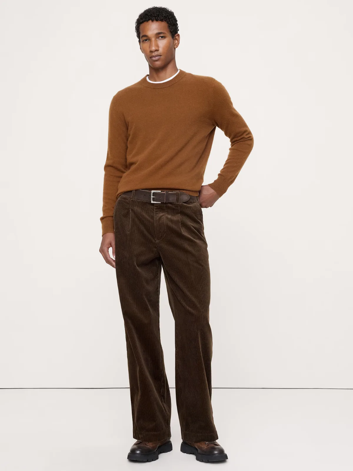 Loose Pleated Corduroy Pant