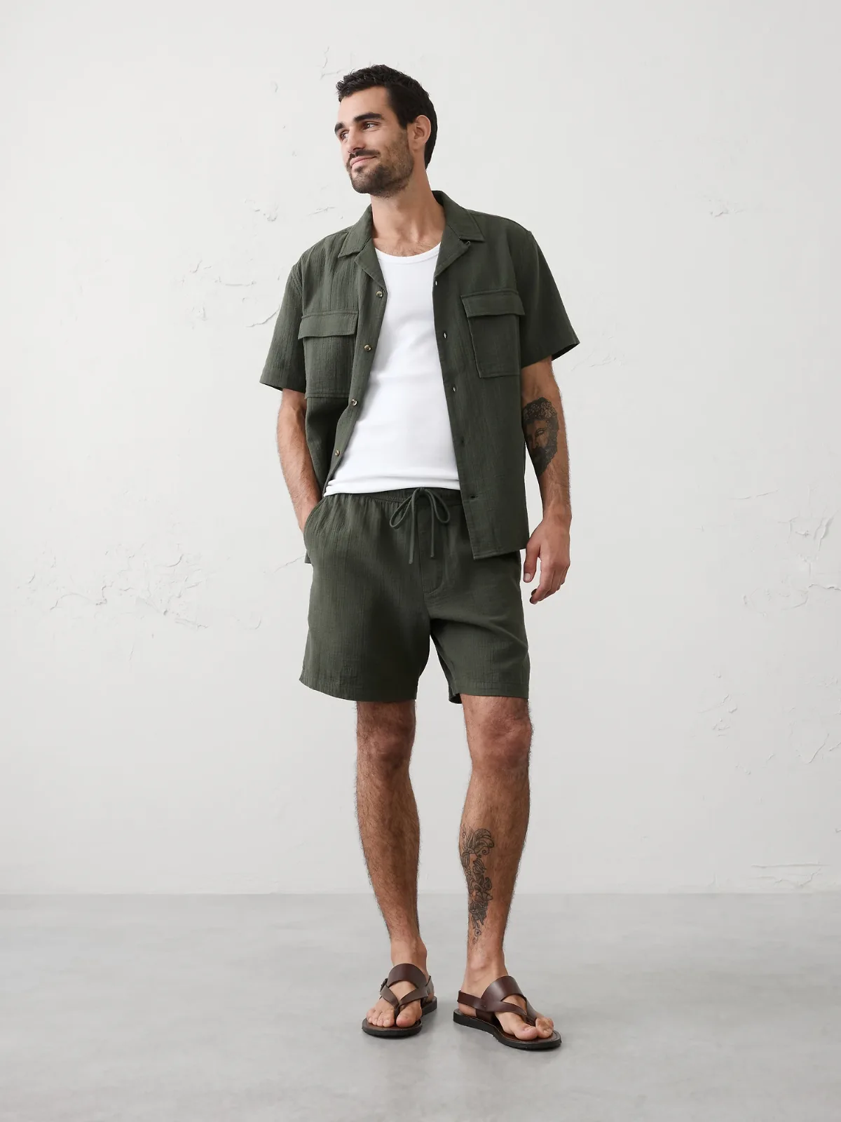 Standard-Fit 7 Double Weave Deck Short by Banana Republic
