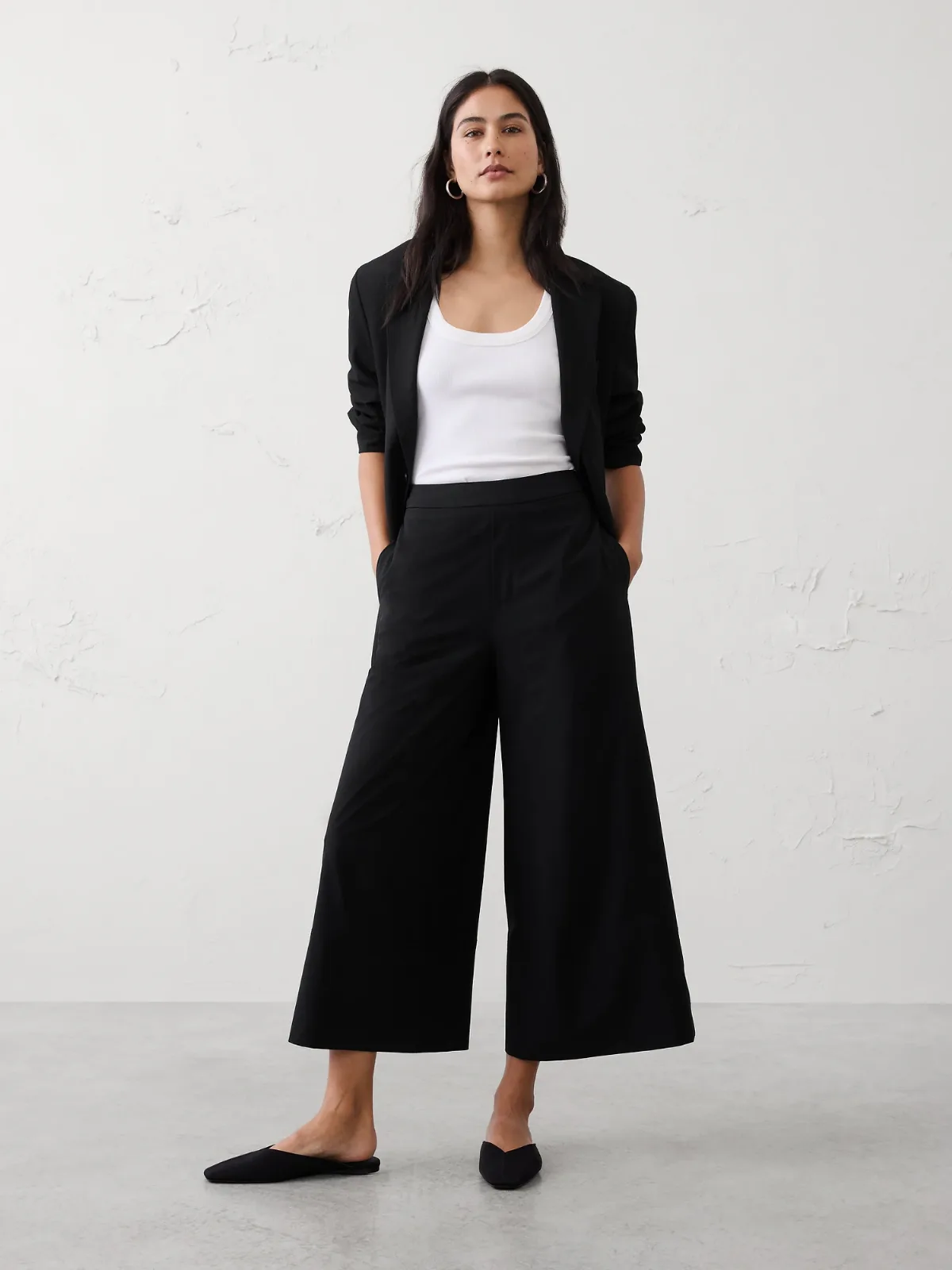 Wide-Leg High-Rise Airstretch Pull-On Cropped Pant by Banana Republic