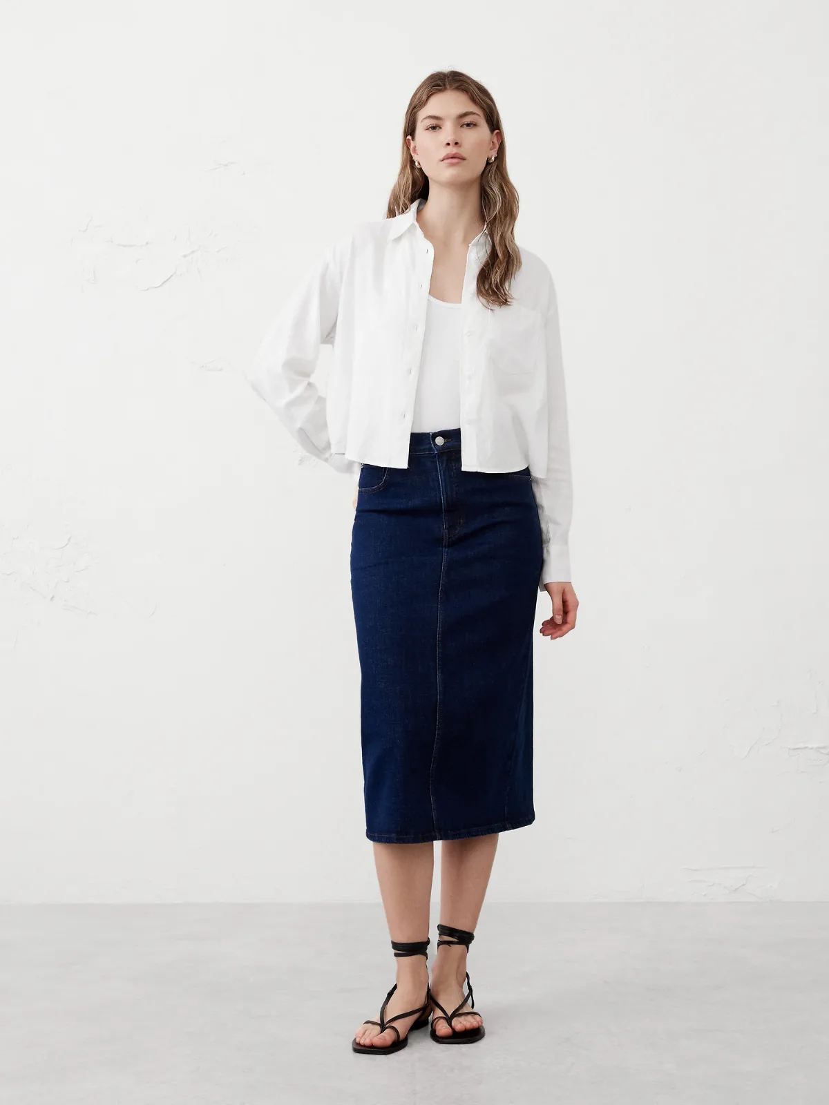 Linen-Blend Cropped Shirt by Banana Republic