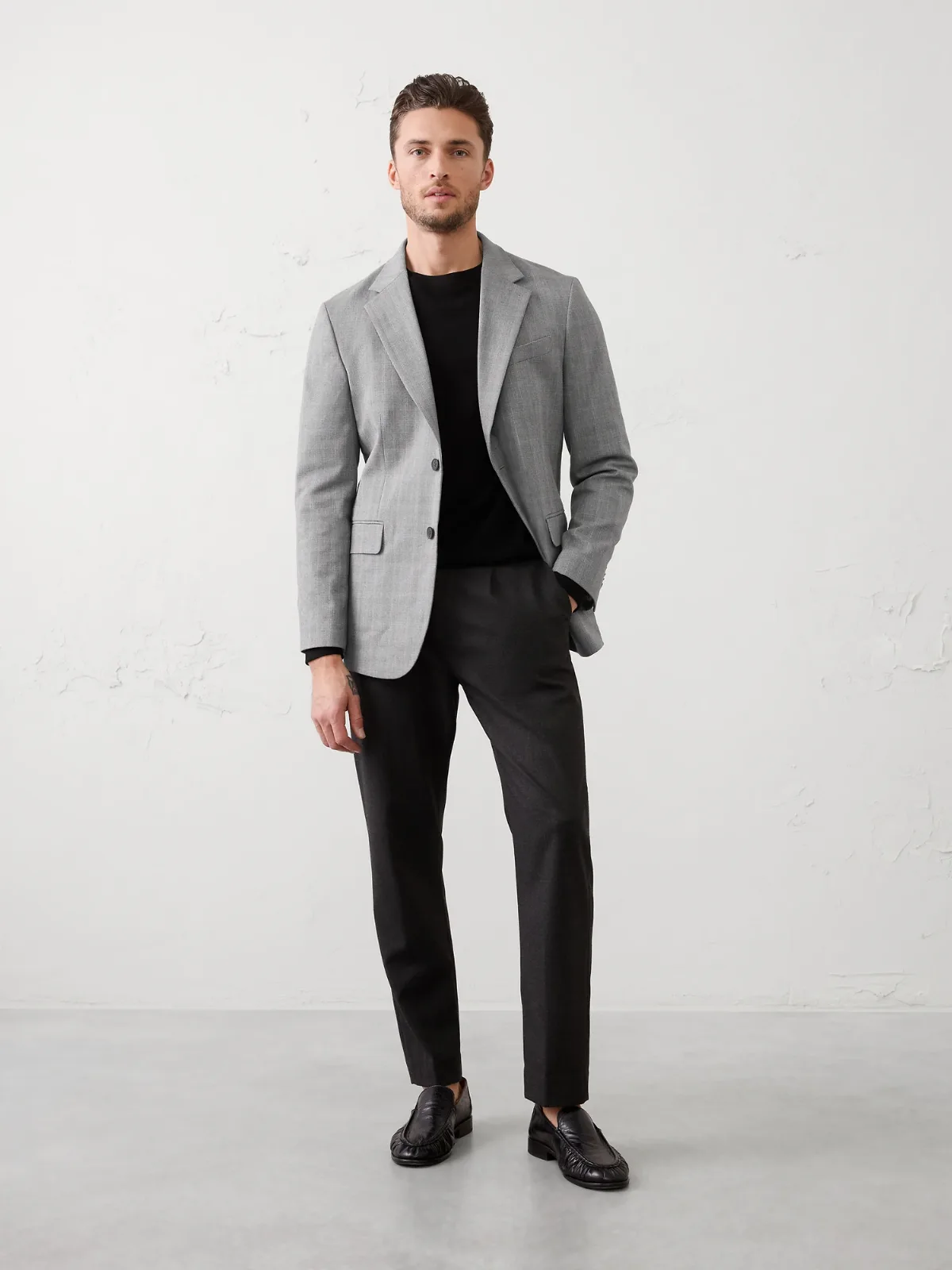 Tailored-Fit Plaid Jacket