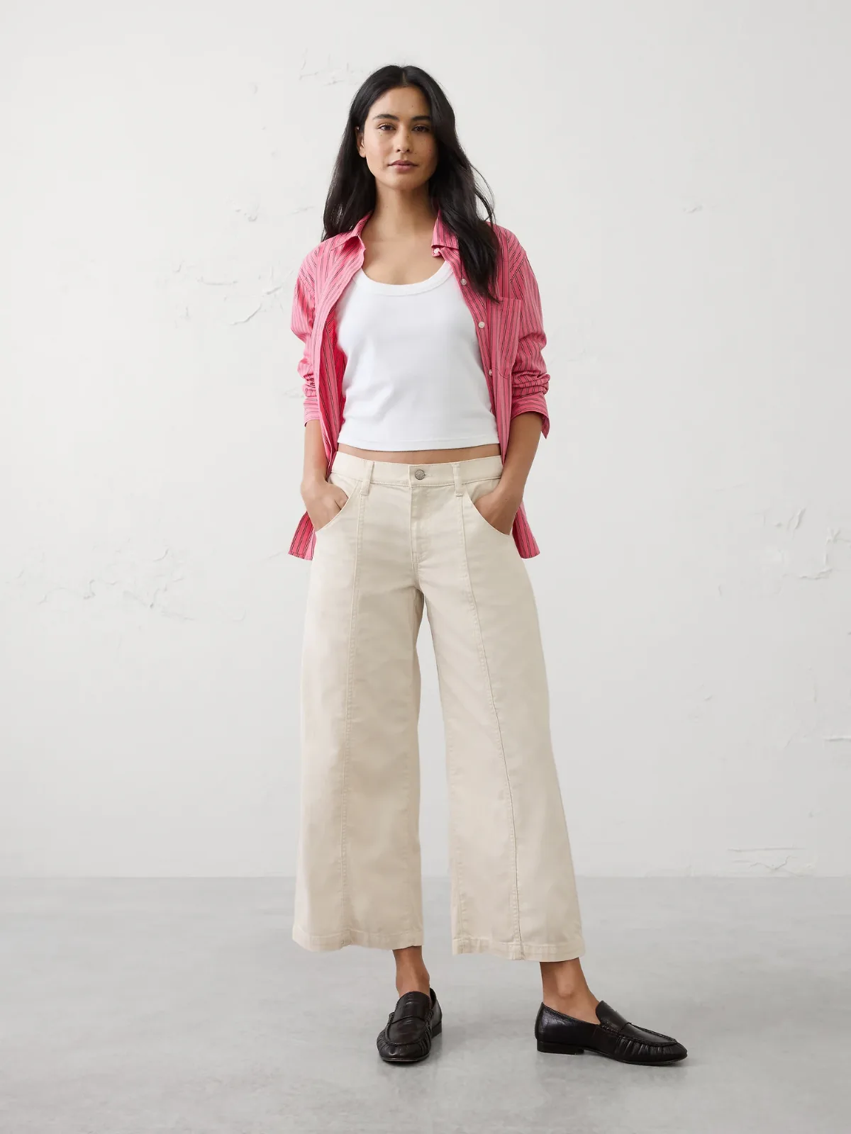 Wide-Leg Mid-Rise Summer Weight Cropped Jean by Banana Republic