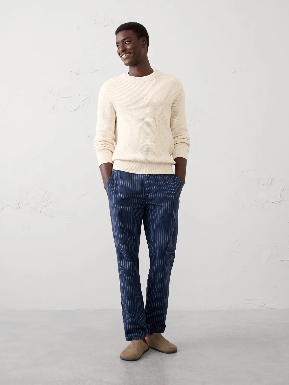 Athletic-Fit Linen-Blend Pant by Banana Republic