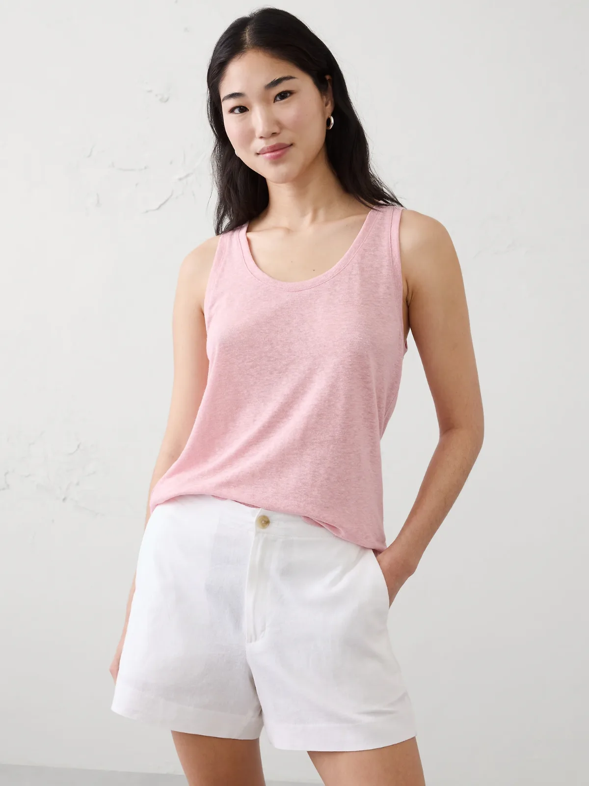 Linen-Blend Scoop-Neck Tank by Banana Republic