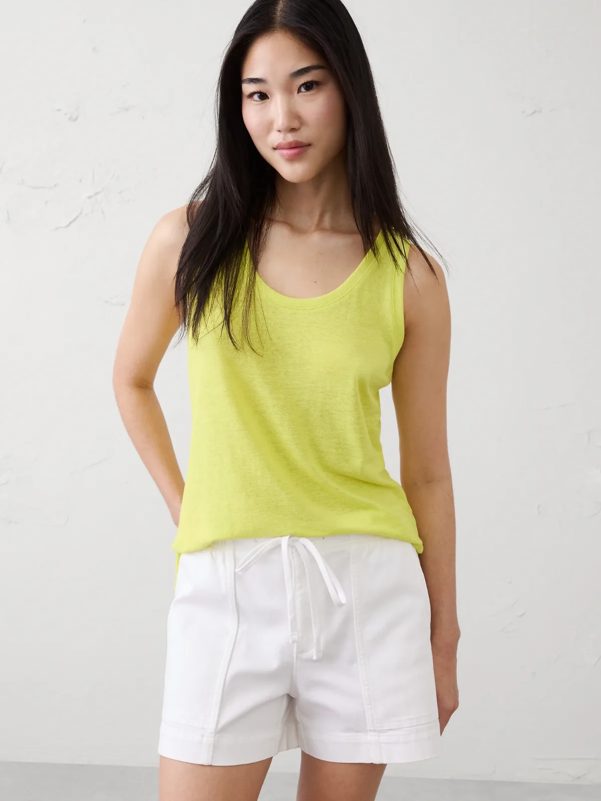 Linen-Blend Scoop-Neck Tank by Banana Republic