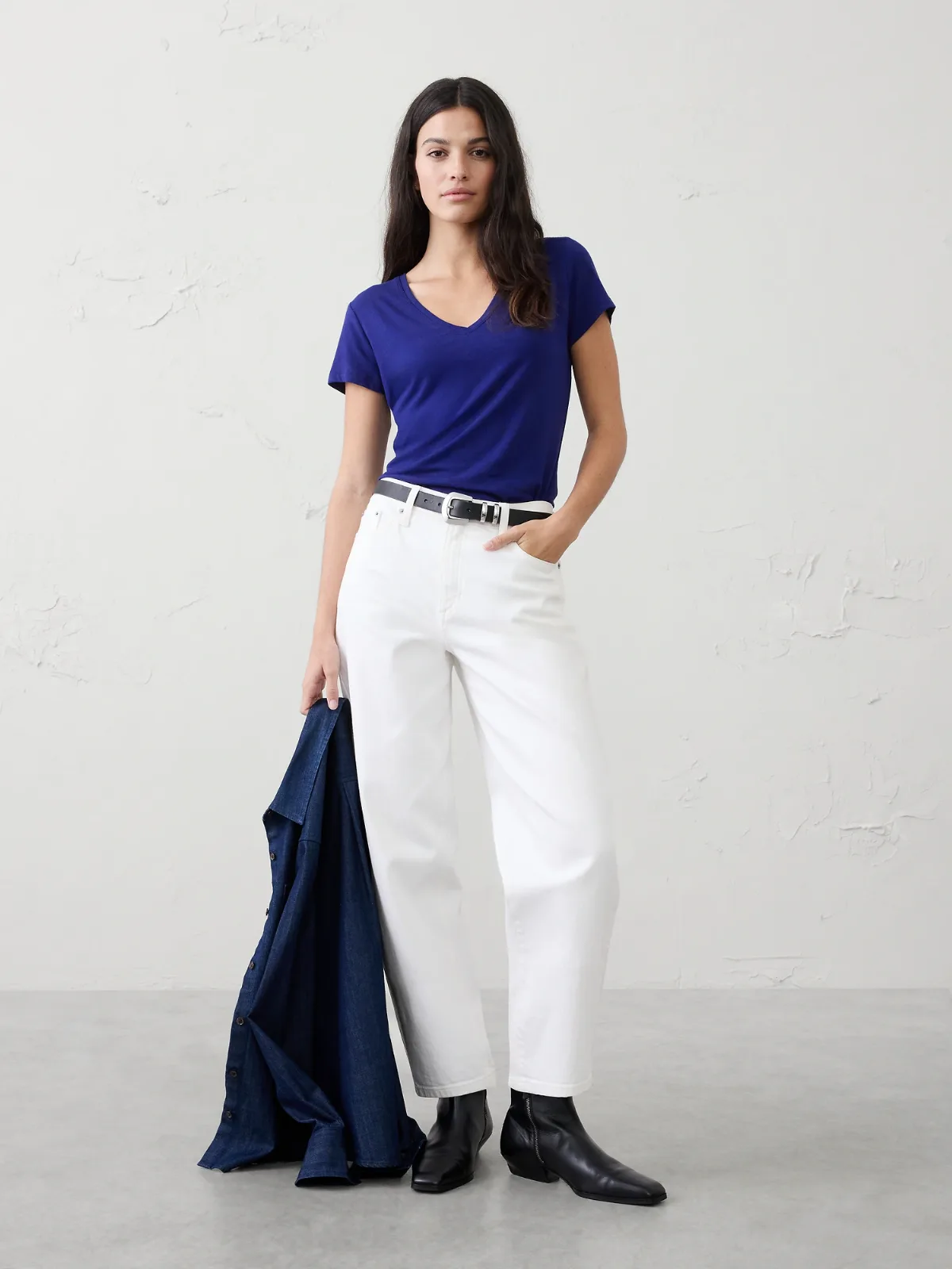 Timeless V-Neck T-Shirt by Banana Republic