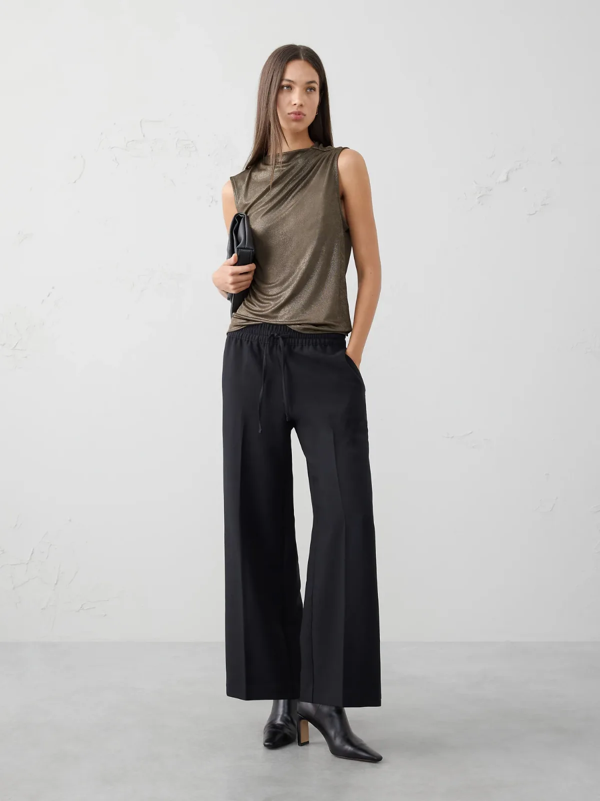 Foiled Ribbed Draped-Shoulder Top by Banana Republic