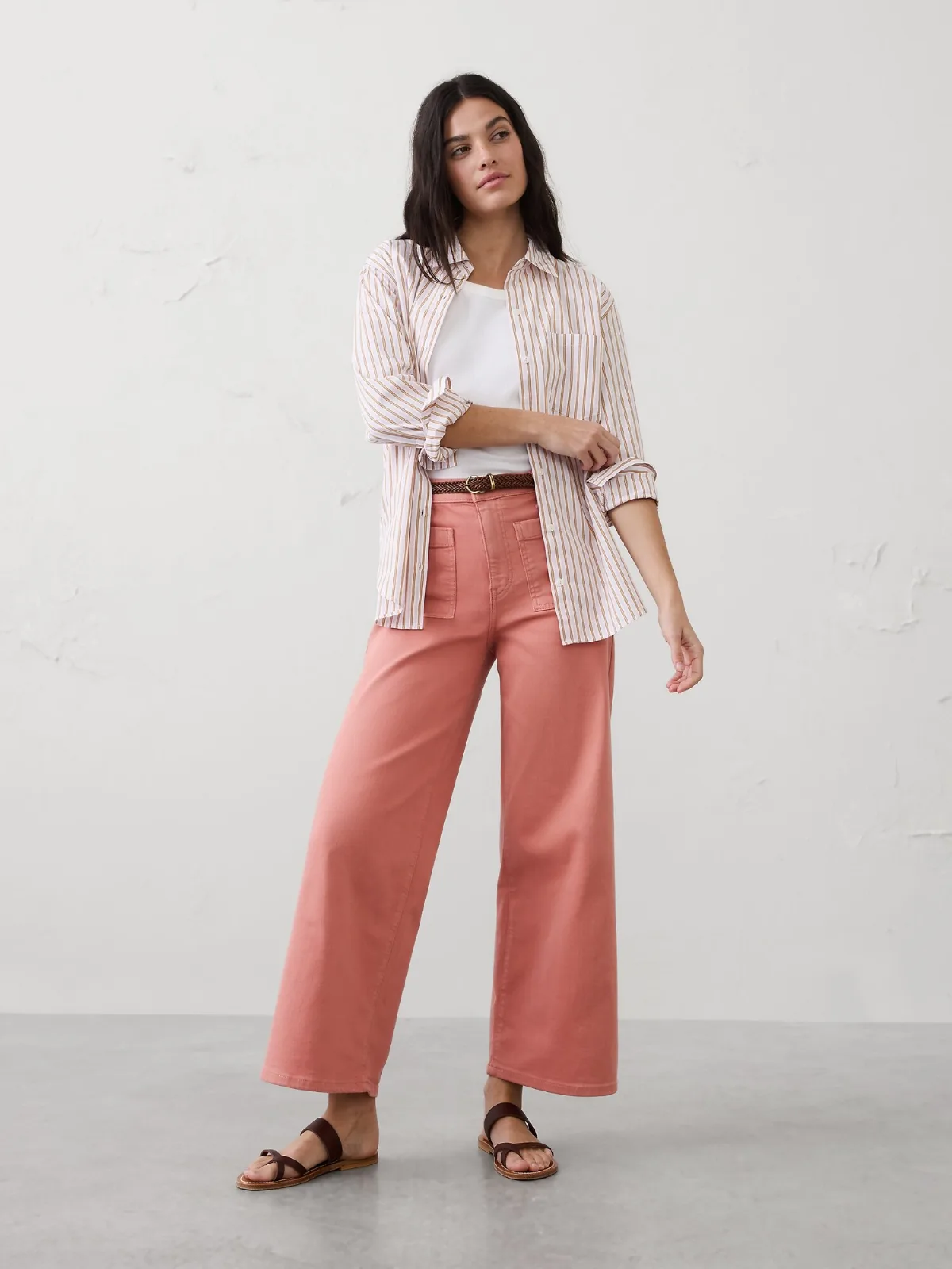 Wide-Leg High-Rise Patch Pocket Cropped Jean by Banana Republic