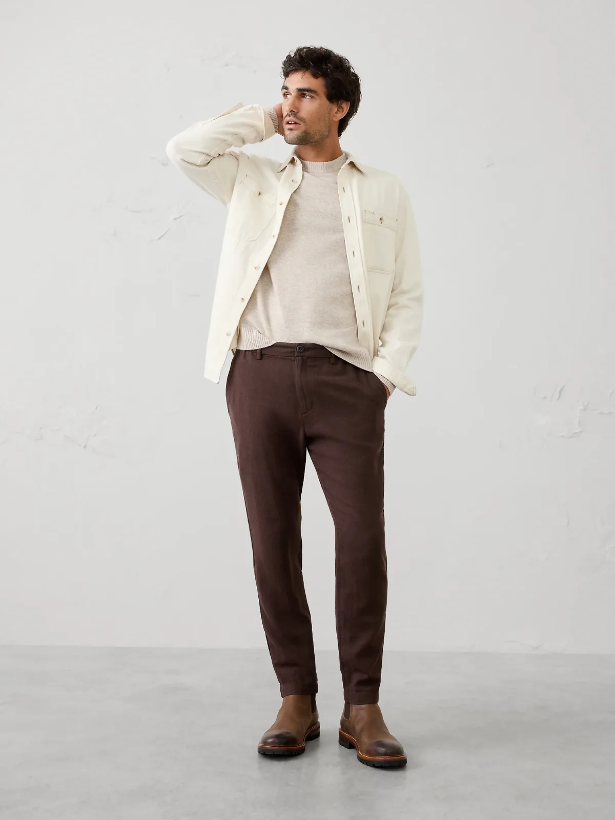 Athletic-Fit Linen-Blend Pant