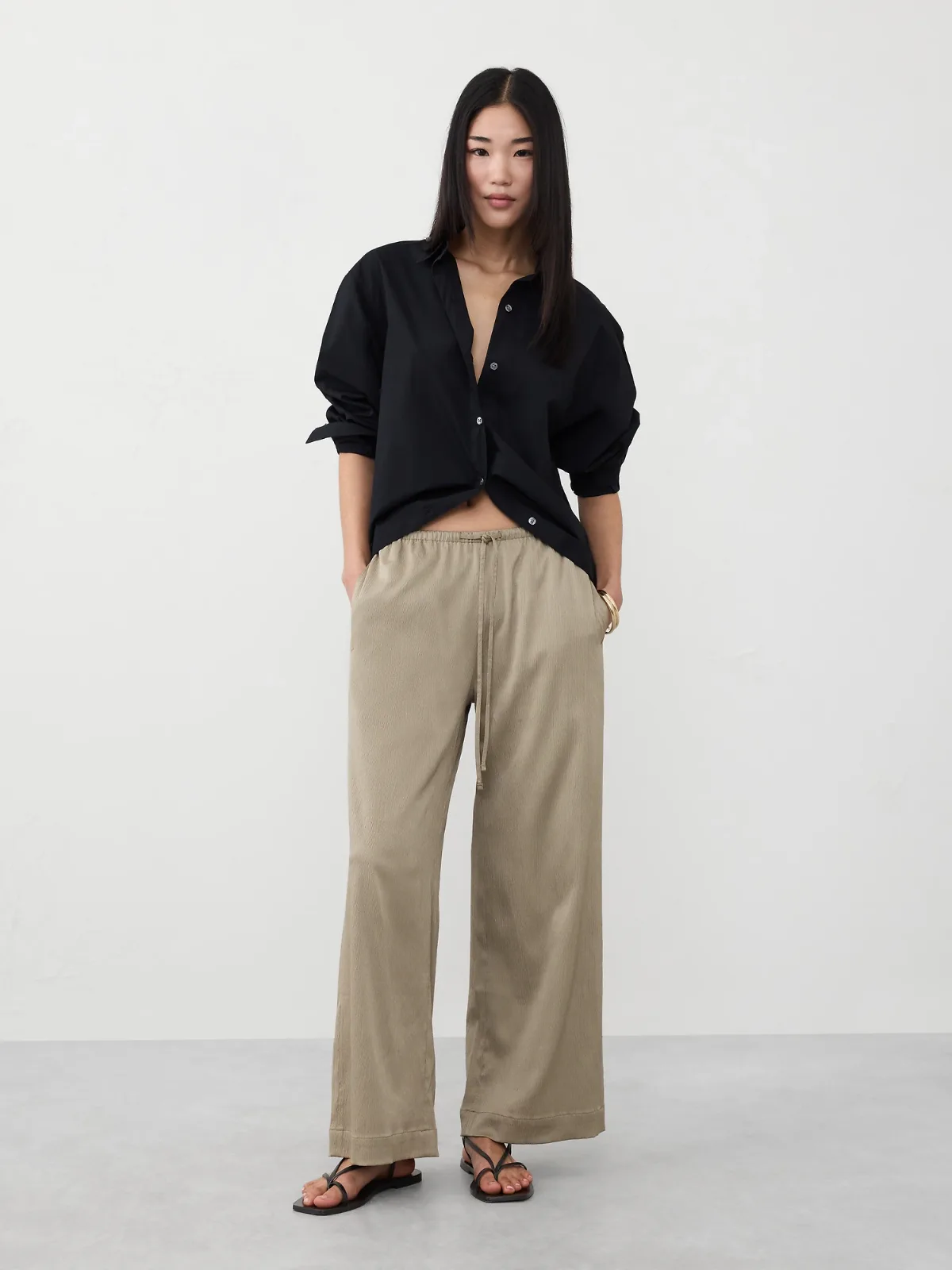 Wide-Leg Crinkled Satin Pull-On Pant by Banana Republic