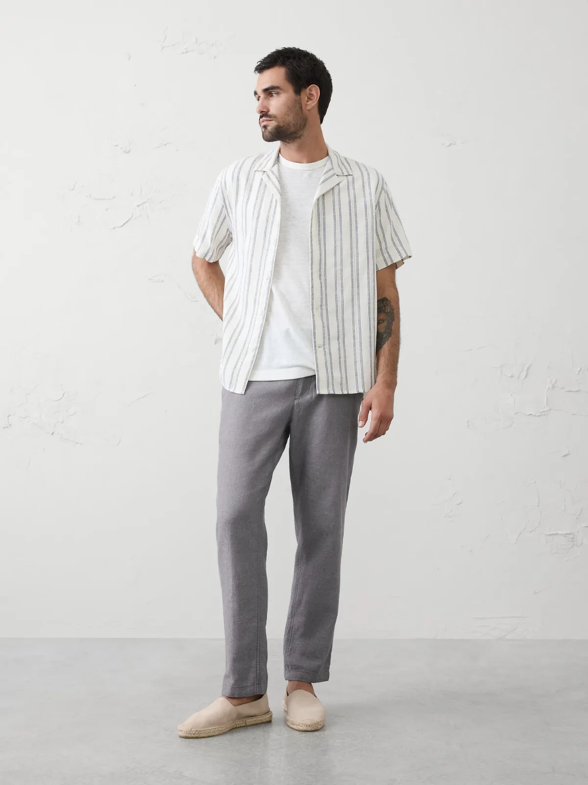 Straight Linen-Blend Trouser by Banana Republic