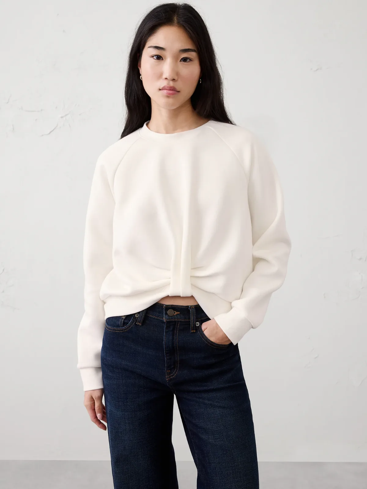Weekender Twist Sweatshirt