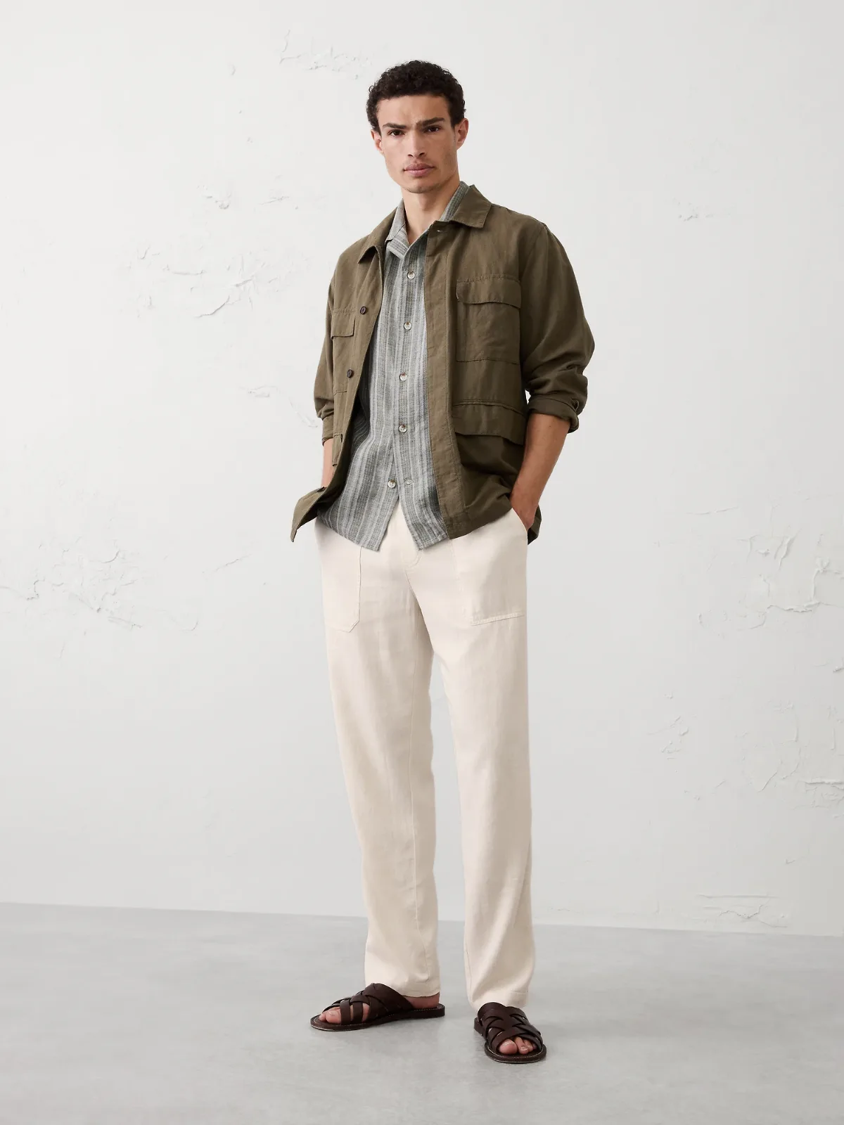 Straight-Fit Linen-Blend Pull-On Pant by Banana Republic