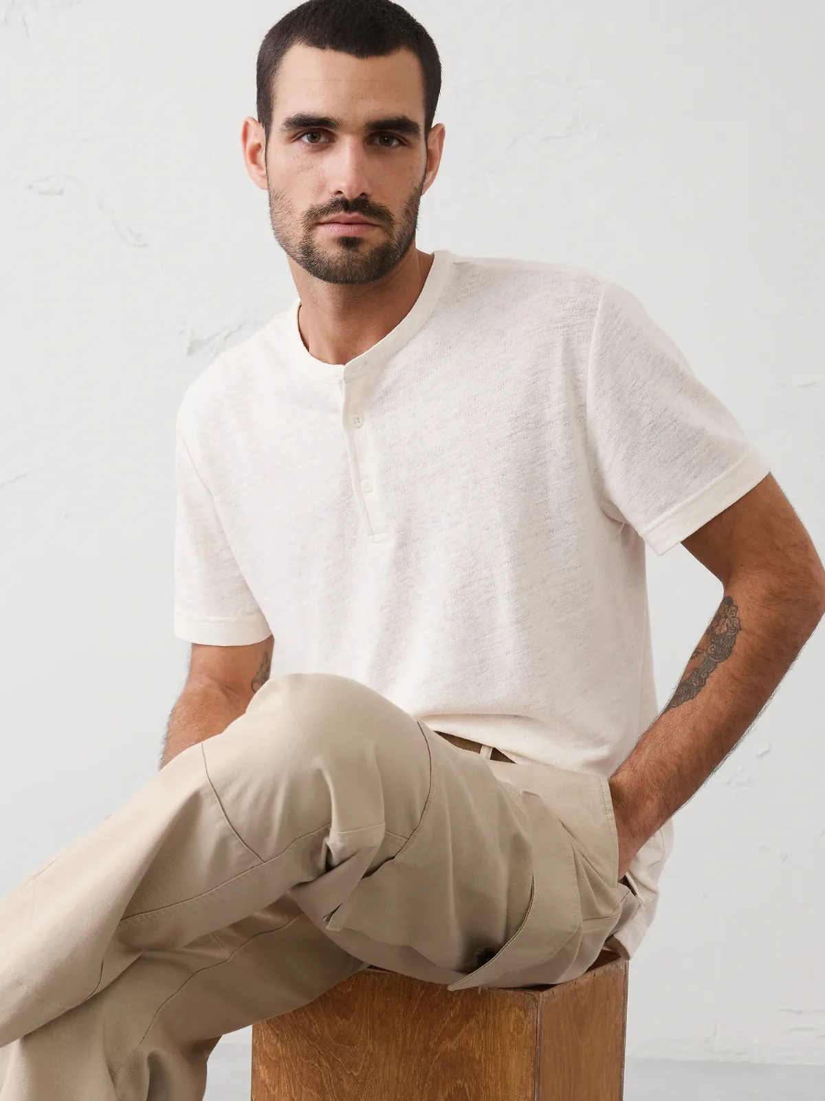 Standard-Fit Linen-Blend Henley by Banana Republic