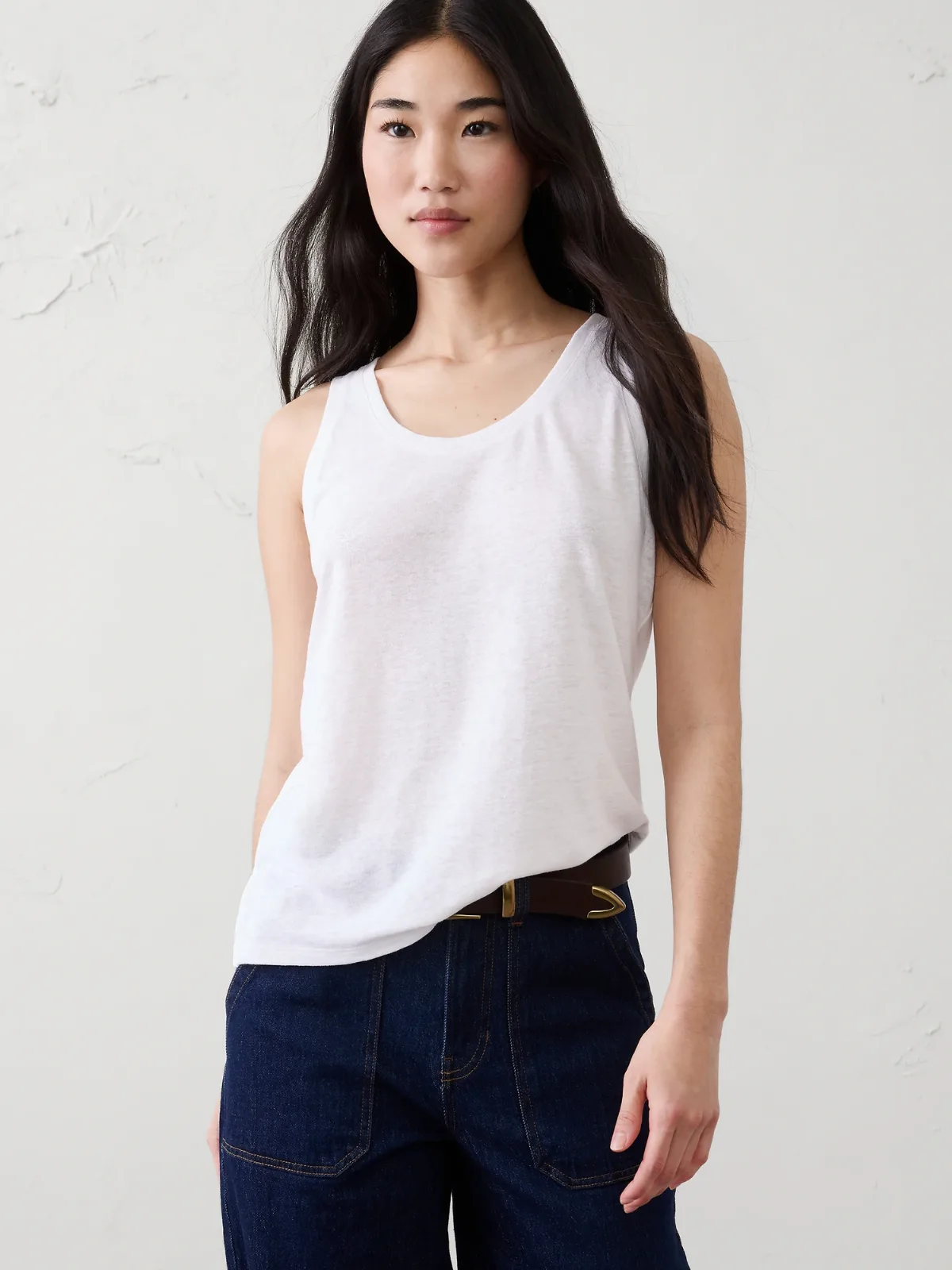 Linen-Blend Scoop-Neck Tank by Banana Republic