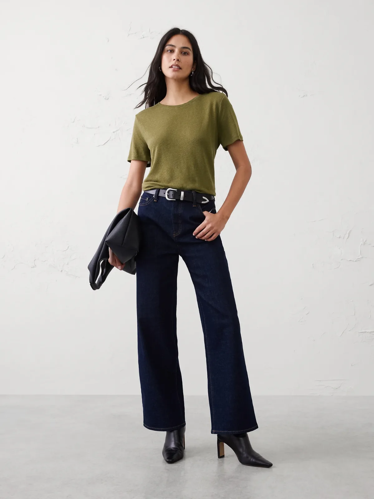 Linen-Blend T-Shirt by Banana Republic