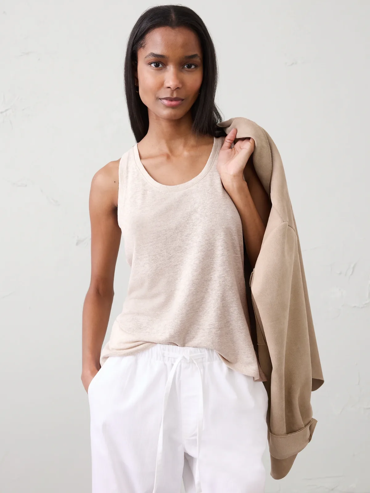 Linen-Blend Scoop-Neck Tank by Banana Republic
