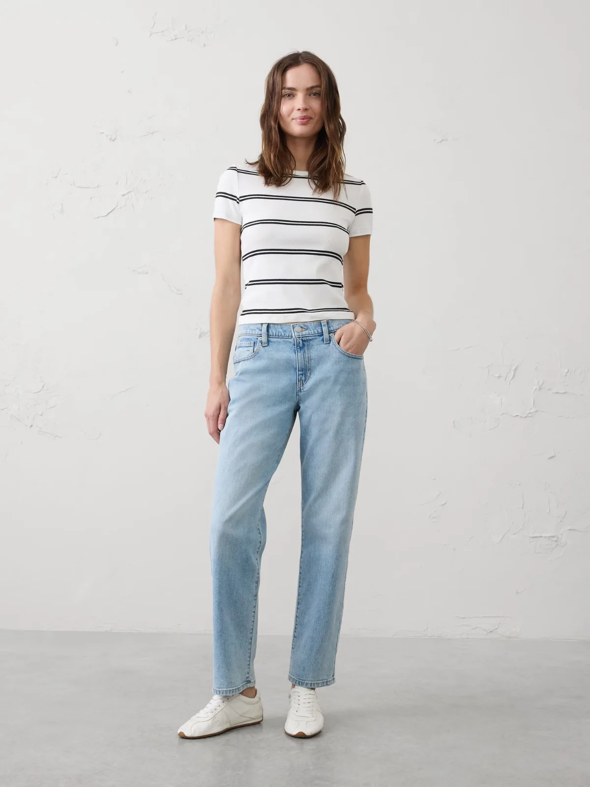 Straight-Leg Mid-Rise Jean by Banana Republic