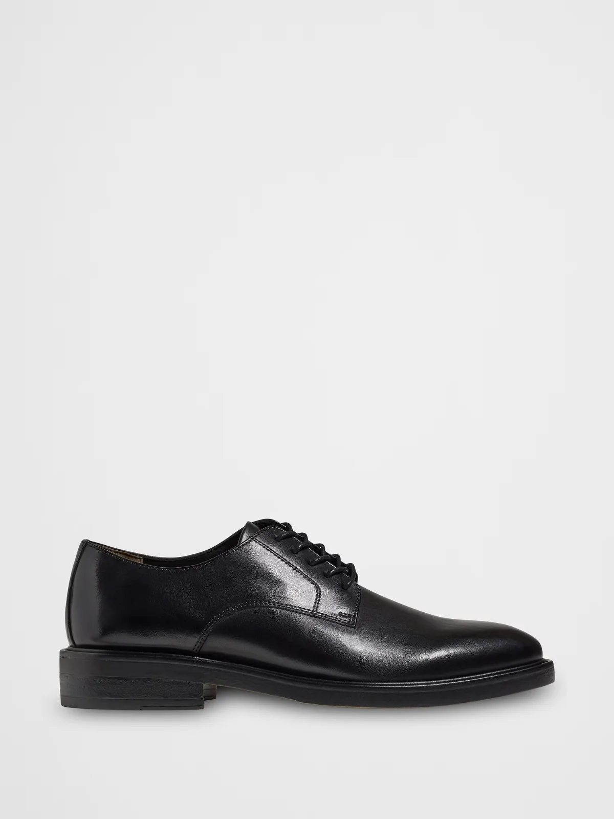 Modern Sole Dress Oxford by Banana Republic