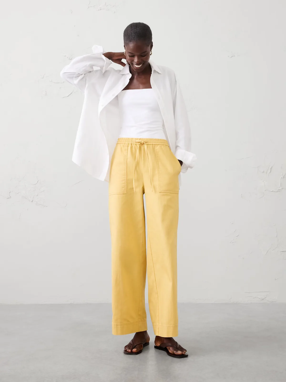 Relaxed-Fit Wide-Leg Mid-Rise Pull-On Painters Jean by Banana Republic