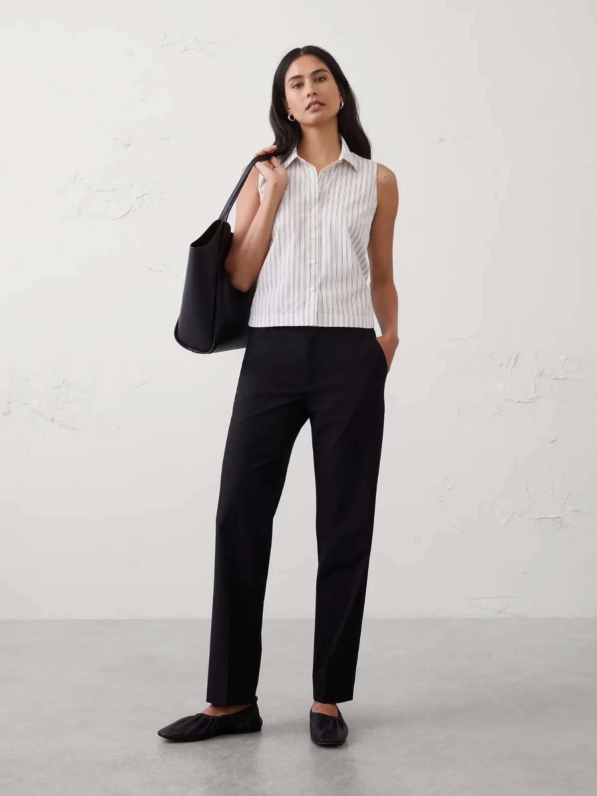 Mid-Rise Sculpted Stretch Pant by Banana Republic