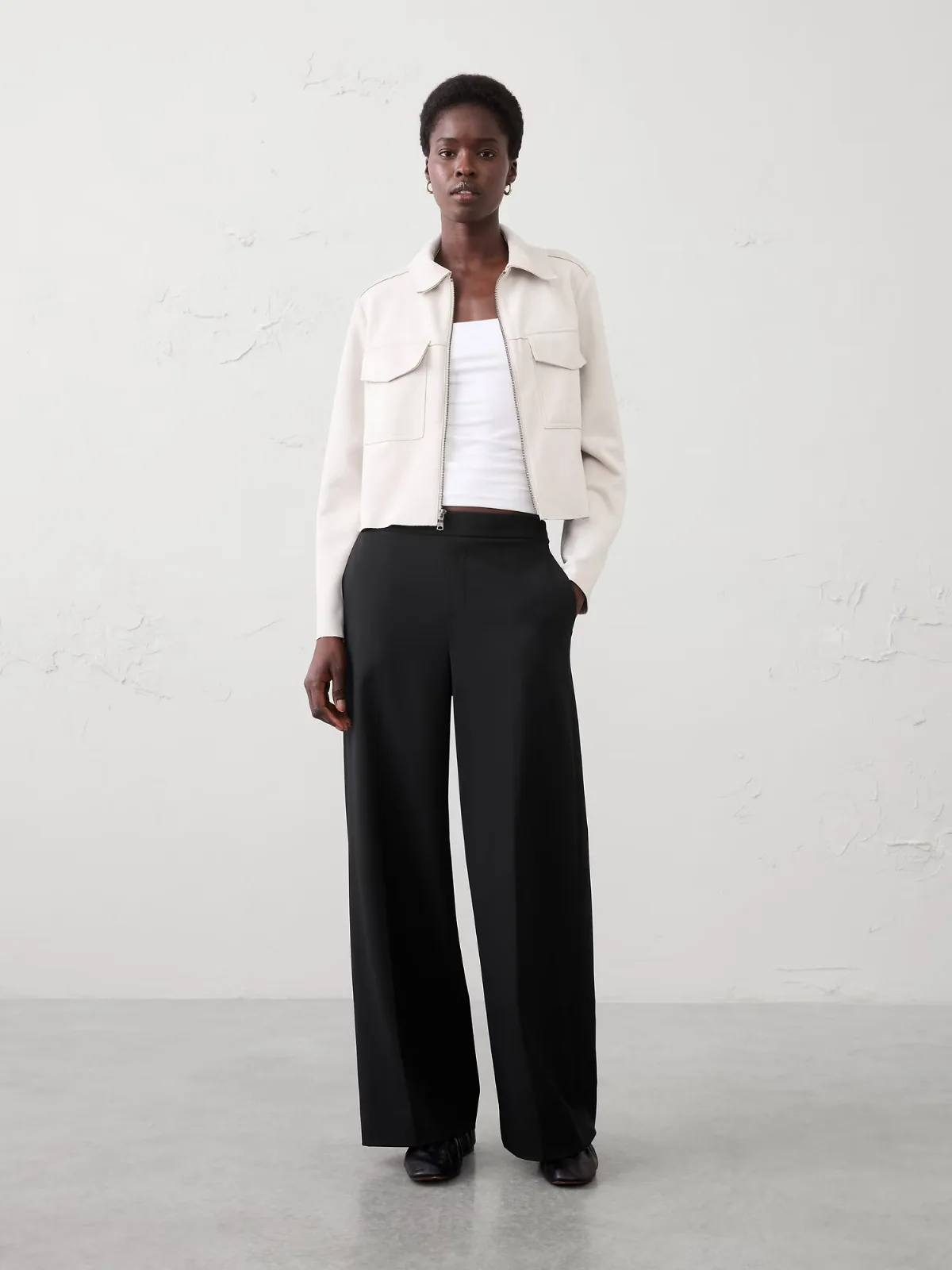 Hayden Sculpted Stretch Wide-Leg High-Rise Pant by Banana Republic