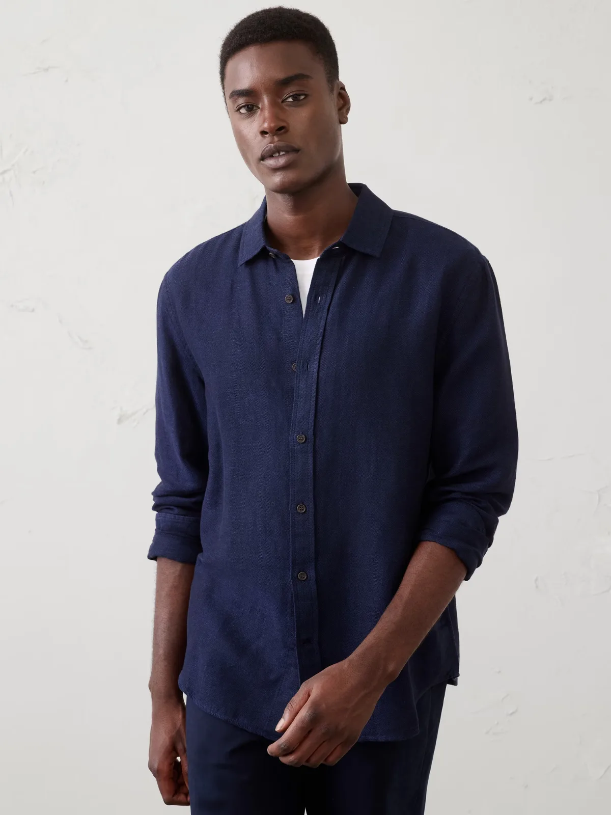 Slim-Fit Linen-Blend Herringbone Shirt