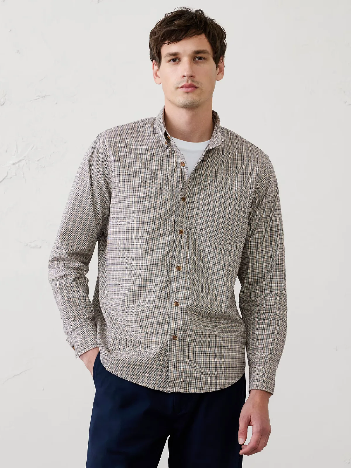 Standard-Fit Softwash Chambray Shirt