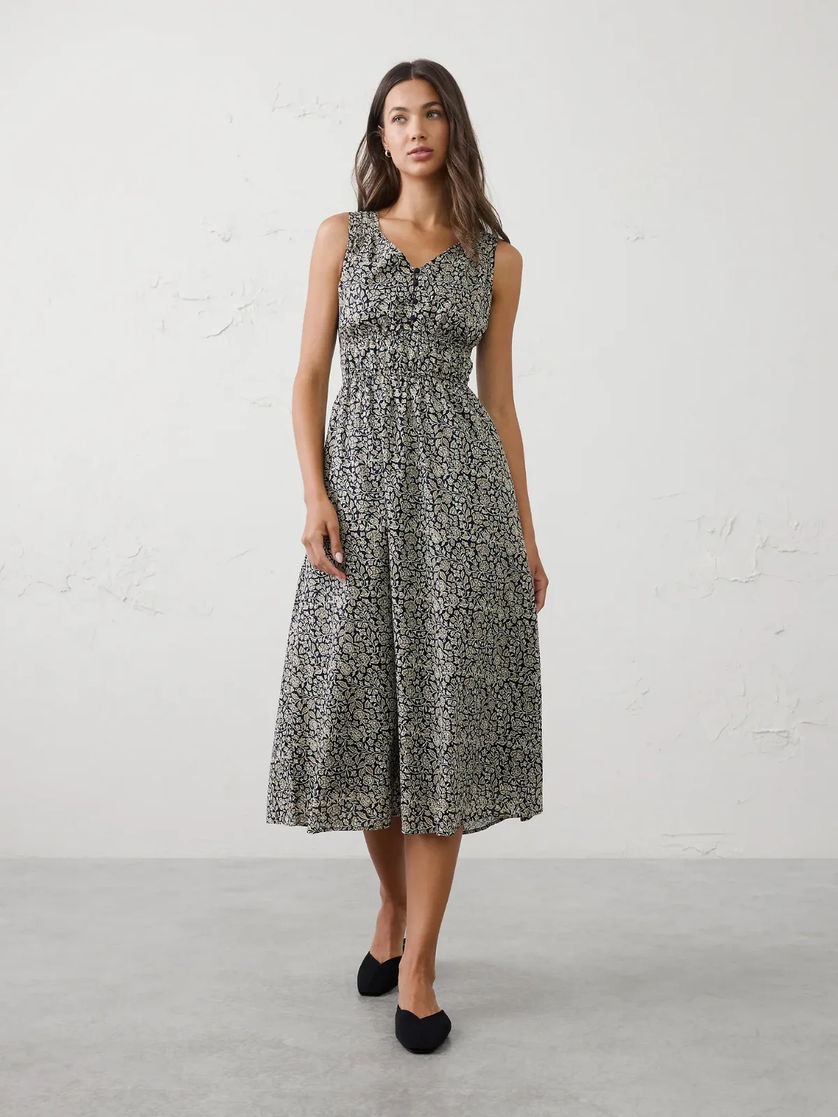 Elastic Detail Midi Dress