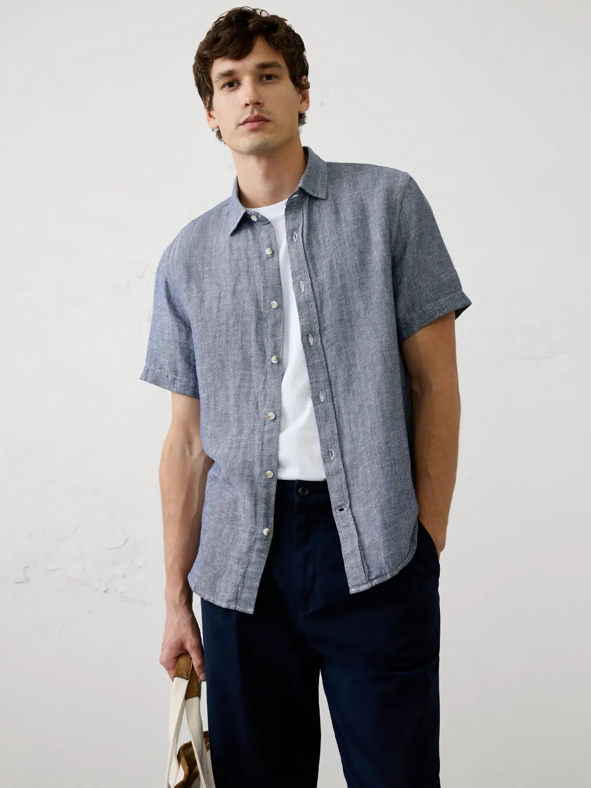 Slim-Fit Linen-Blend Herringbone Shirt