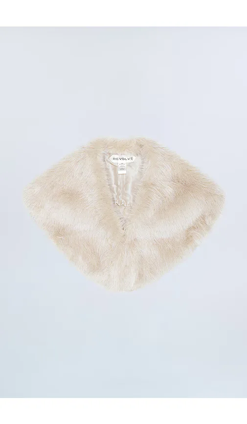 Elyonne Faux Fur Shawl