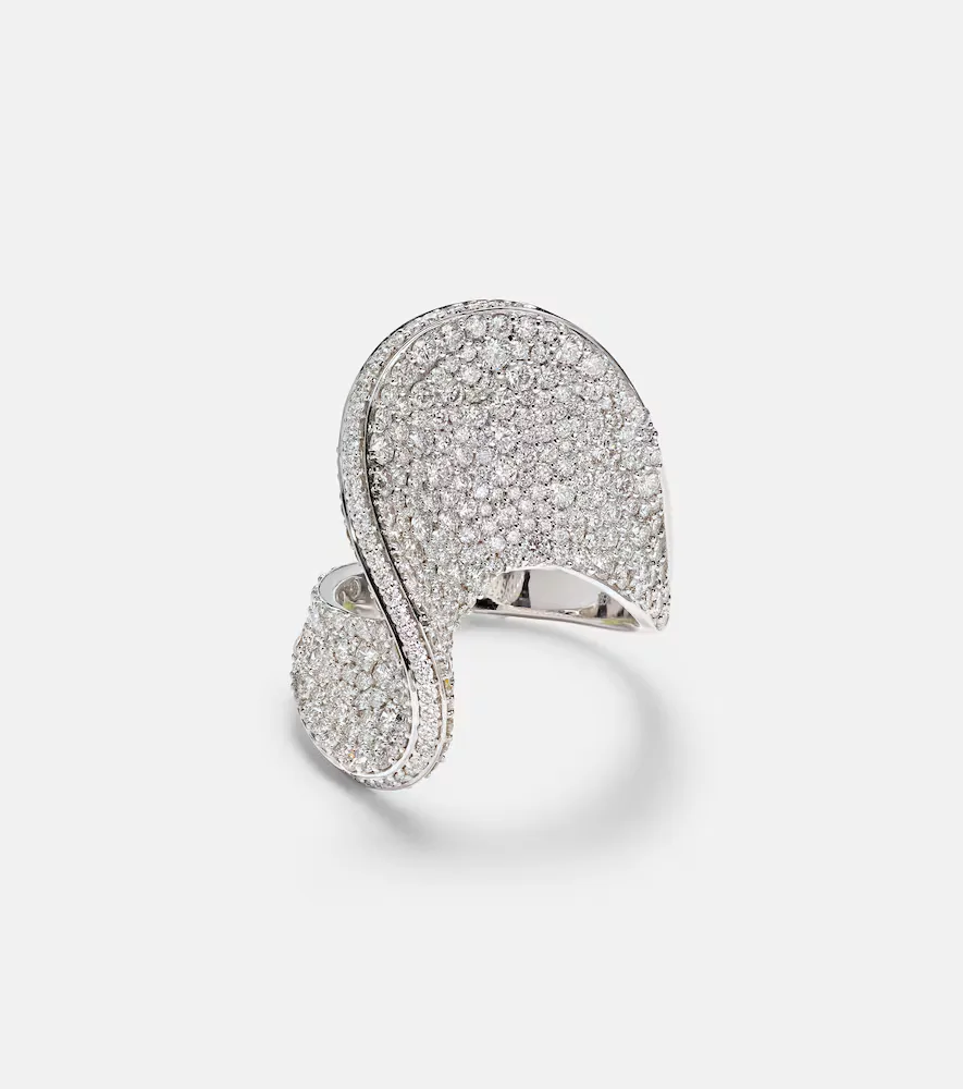 18kt White Gold Ring with Diamonds