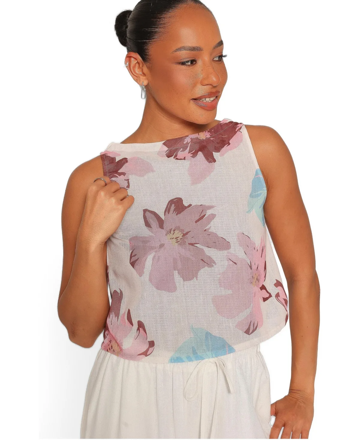 Leni Sleeveless Boat Neck Floral-Print Linen-Blend Top by Petal and Pup